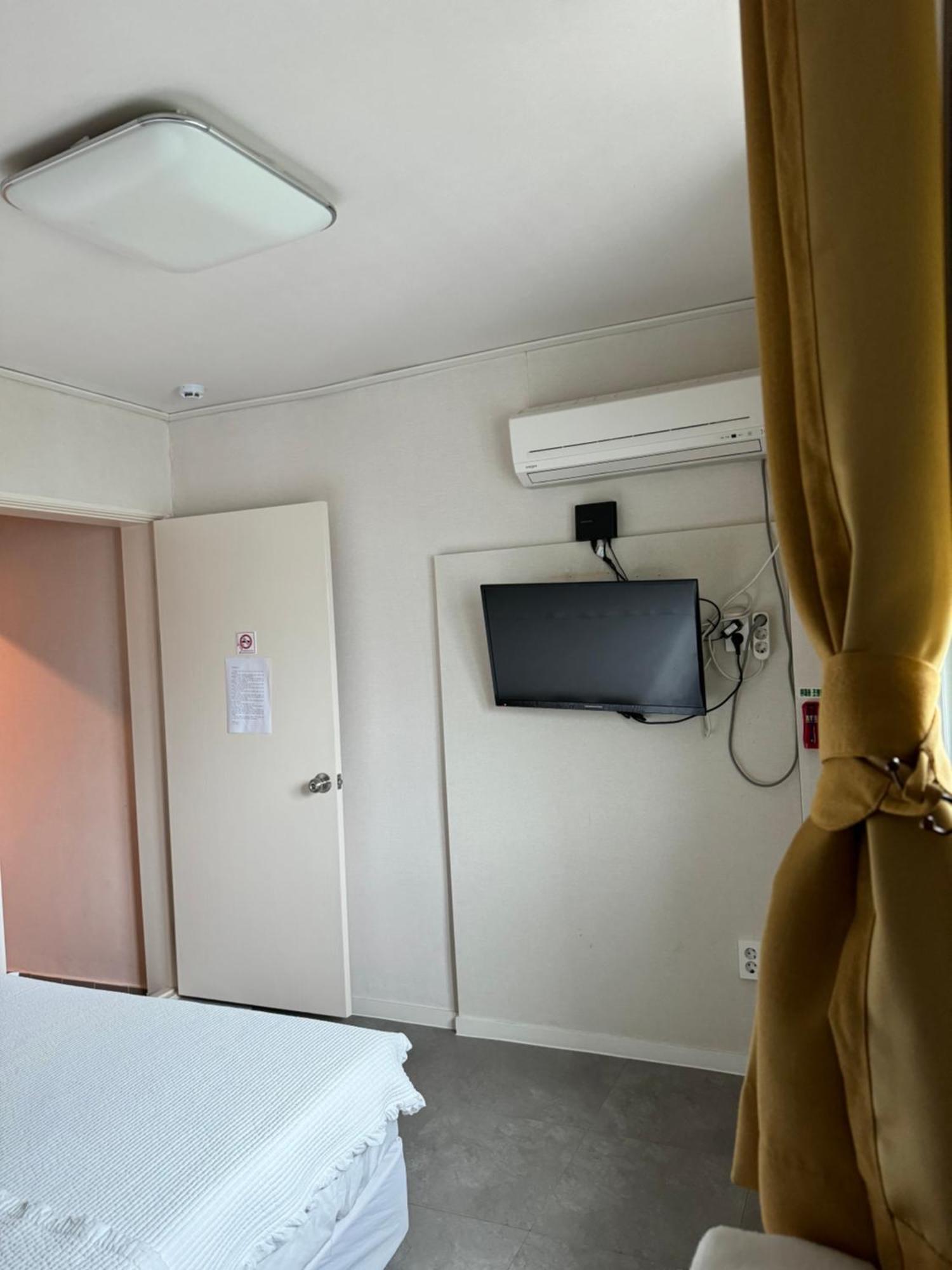 Danyang Rio 127 Guesthouse ภายนอก รูปภาพ